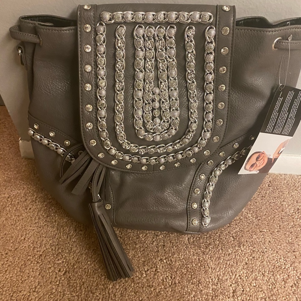 NWT metallic gray color Sharif 1927